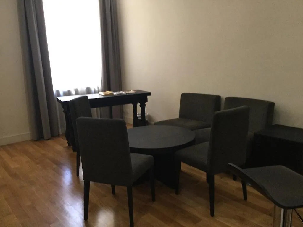 Rhome Terminal Guest House Rome